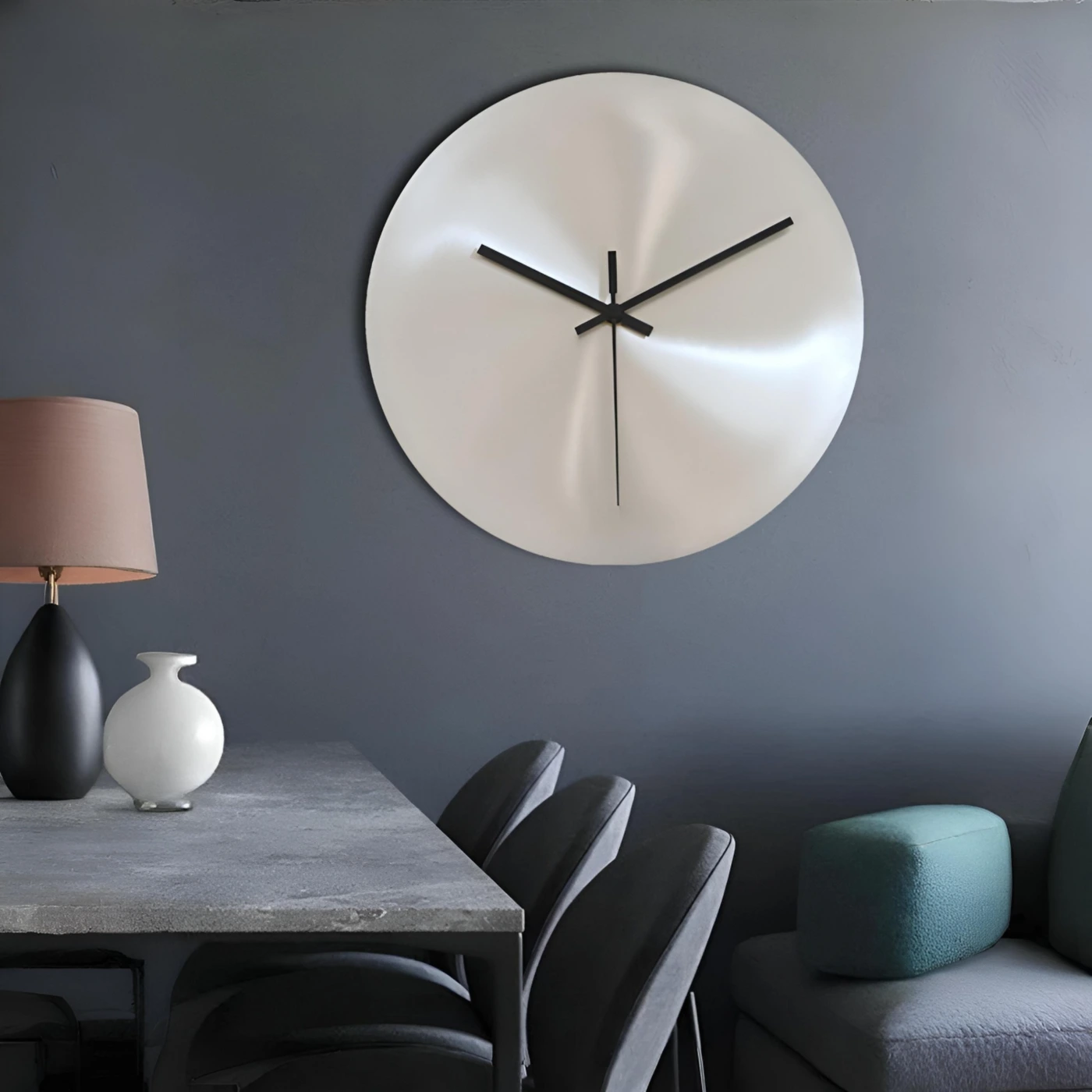 Настенные часы в индустриальном стиле картинка