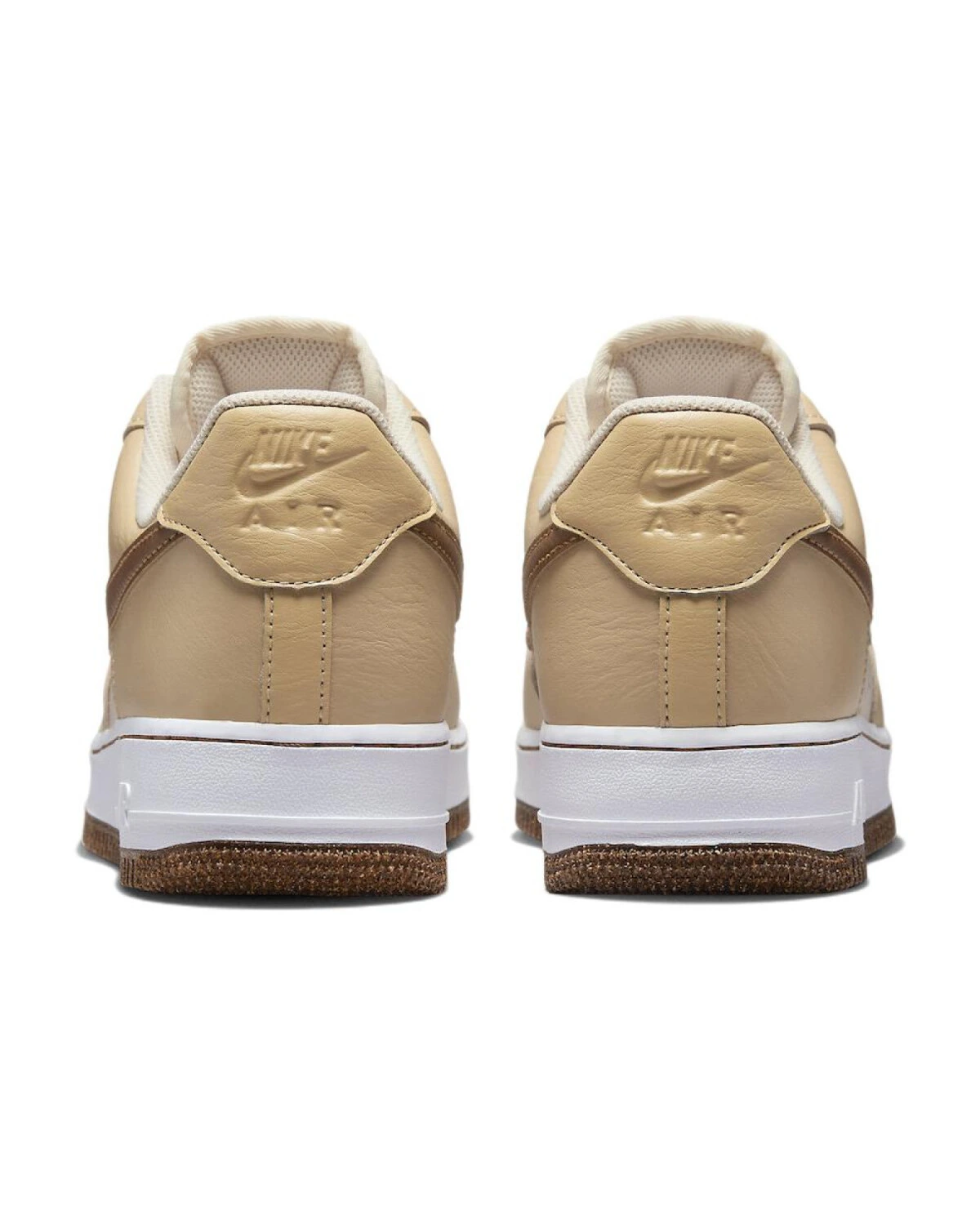 Nike Air Force 1 унисекс кроссовки коричневые с белой подошвой картинка