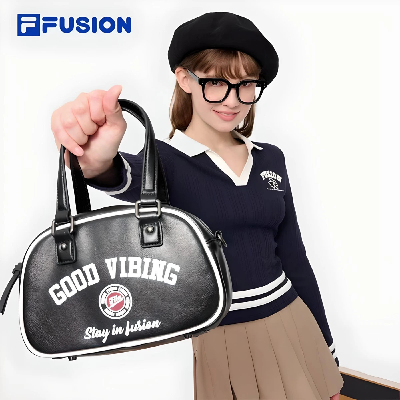 Брендовая женская сумка картинка