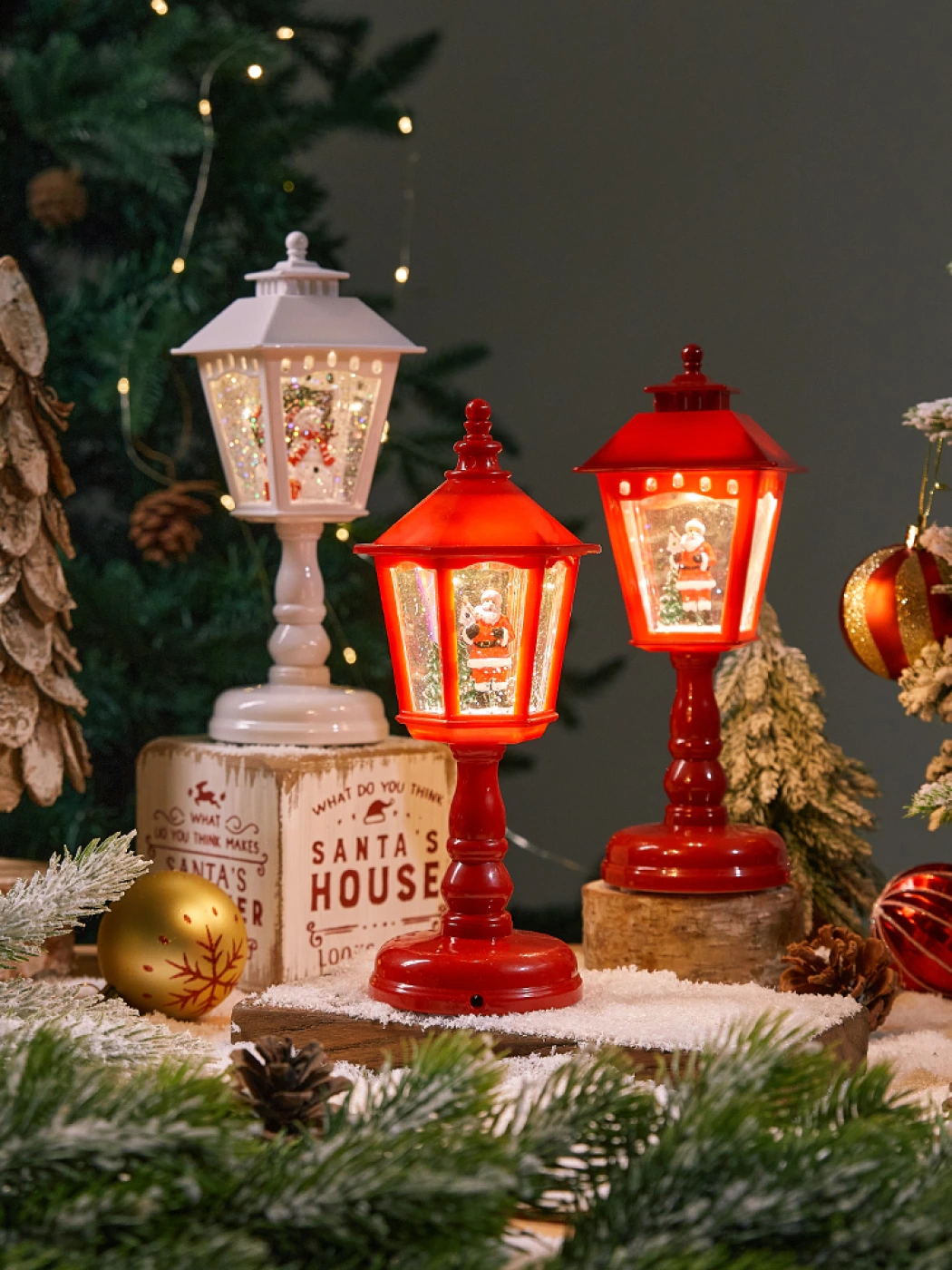 Рождественский светильник-фонарь с мигающими снежинками и музыкой картинка