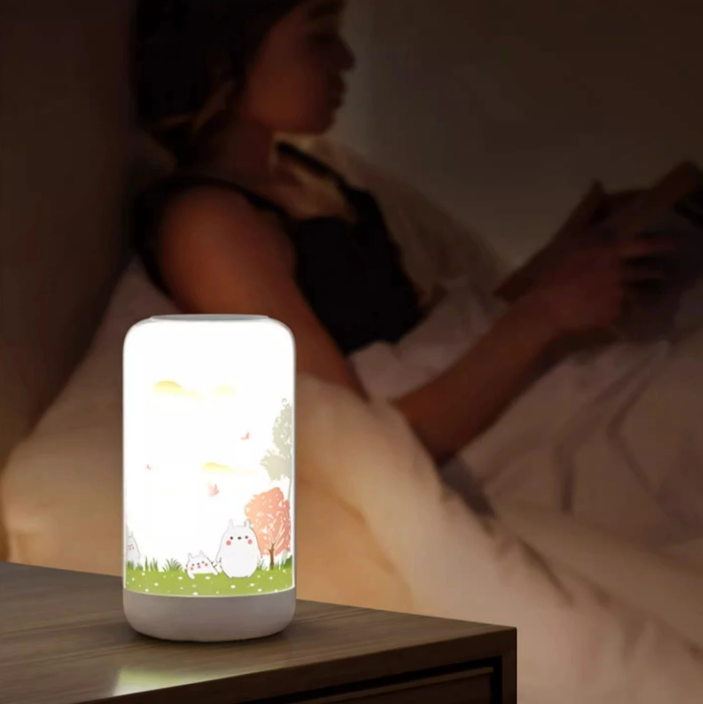 Ночник трехцветный с зайчиками картинка