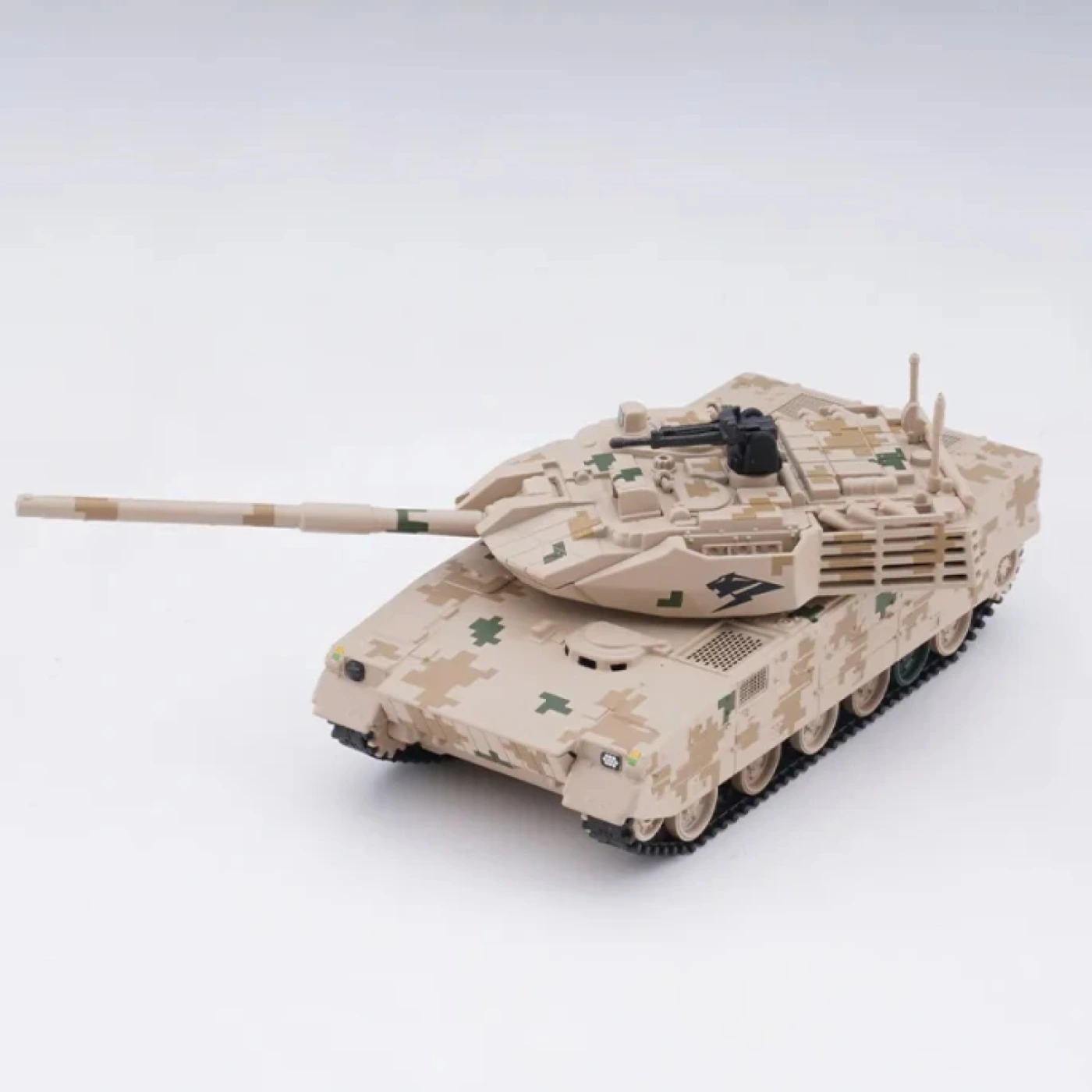 Детский военный танк ZTQ-15 картинка