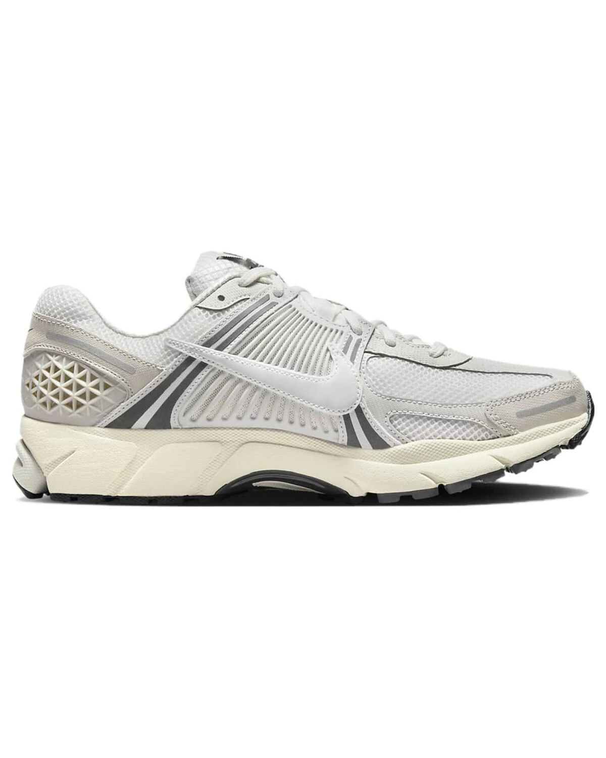 Nike Air Zoom Vomero 5 unisex кроссовки серо-черные повседневные картинка
