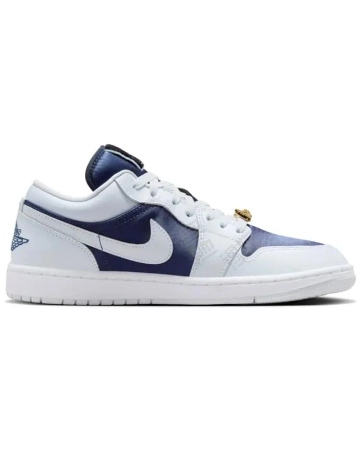 Jordan Air Jordan 1 Low 'Football Grey/Midnight Navy' женские кроссовки бело-синие картинка