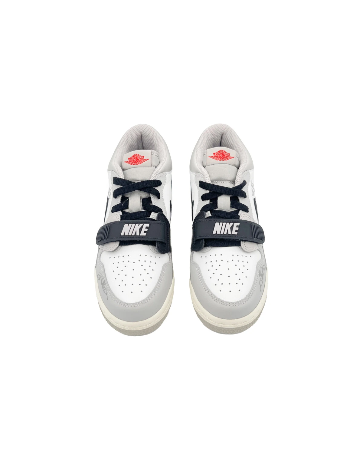 Jordan Legacy 312 женские кроссовки бело-серые с амортизацией и износостойкостью картинка