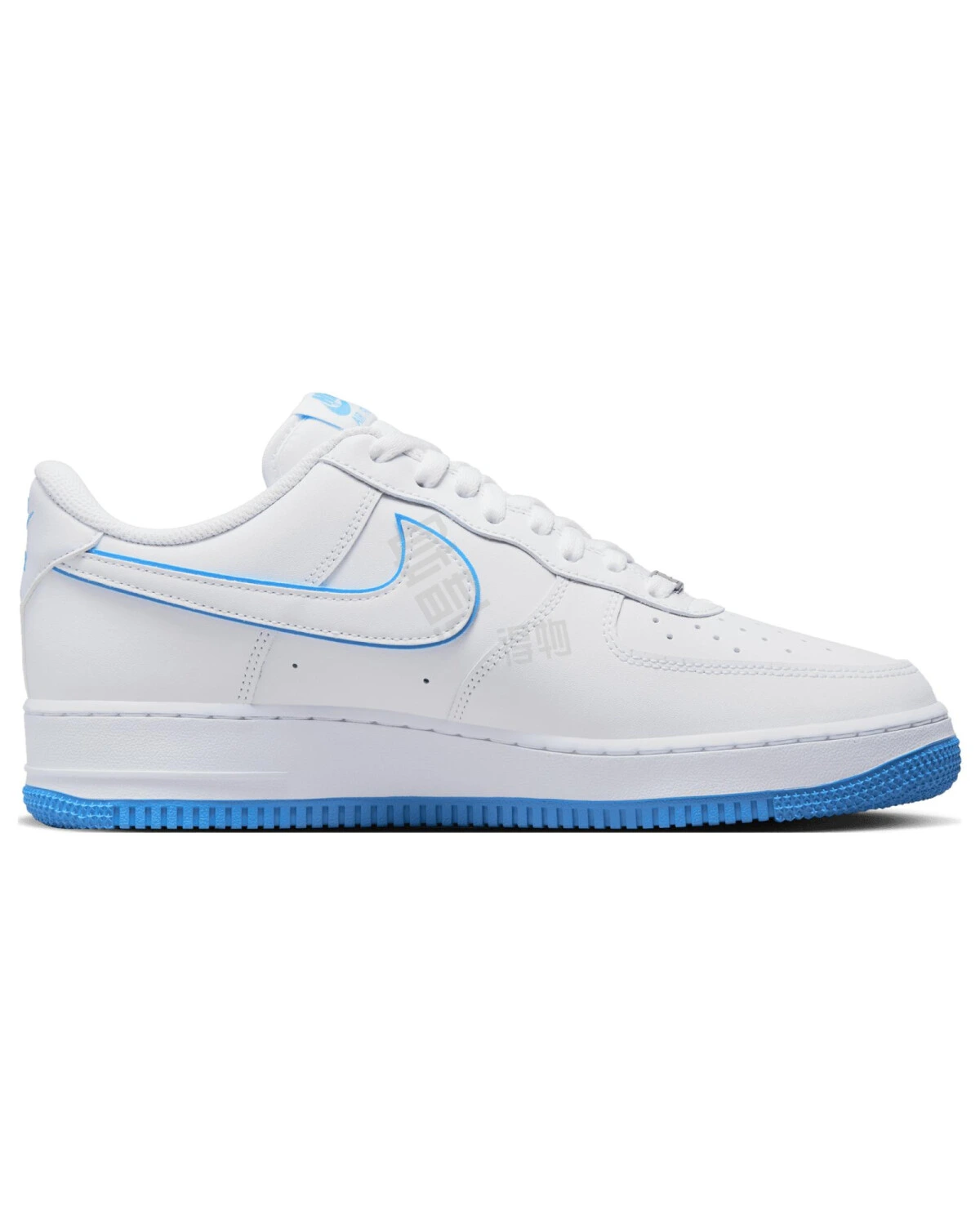 Nike Air Force 1 мужские кроссовки белые с синими деталями картинка