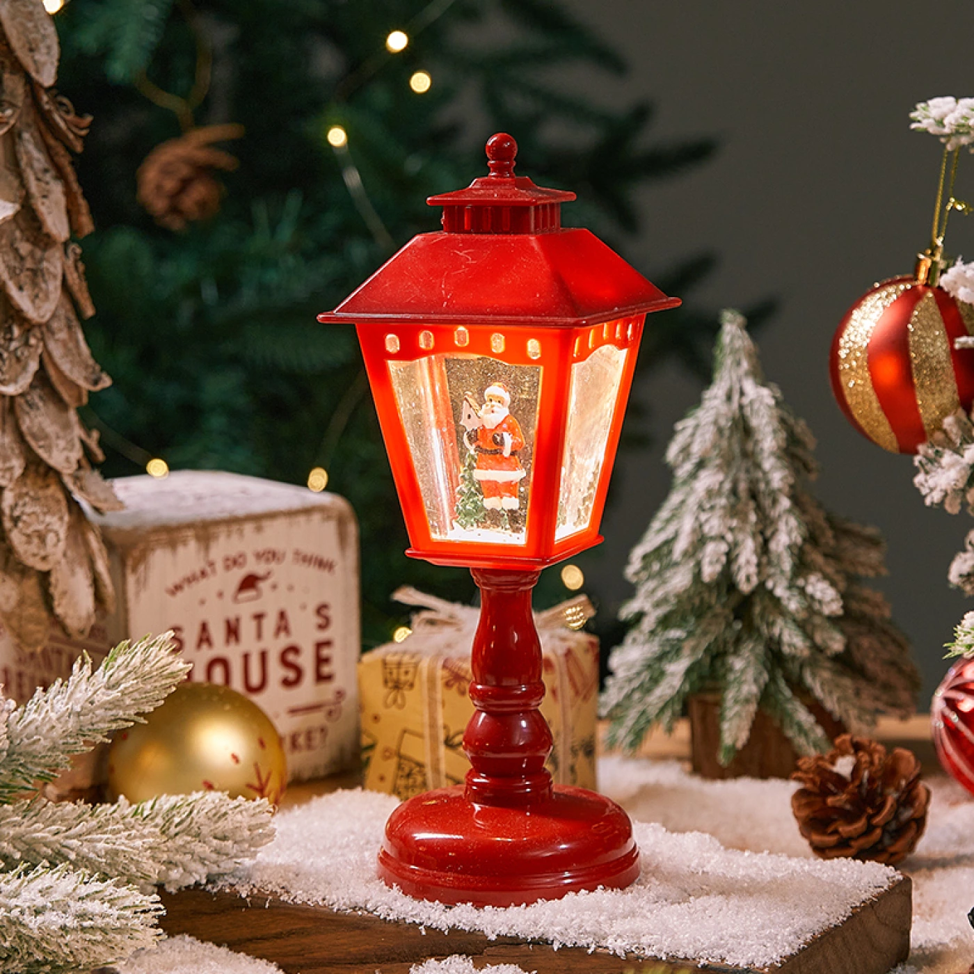 Рождественский светильник-фонарь с мигающими снежинками и музыкой картинка