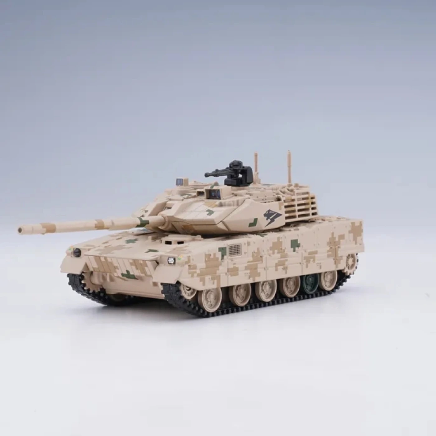 Детский военный танк ZTQ-15 картинка