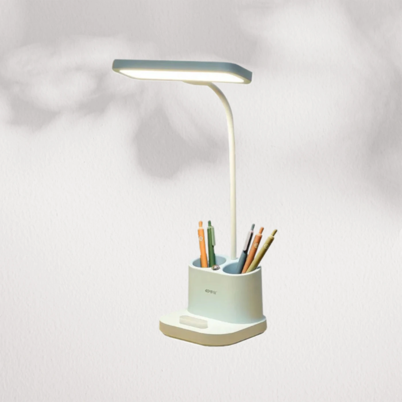 Студенческая настольная лампа картинка