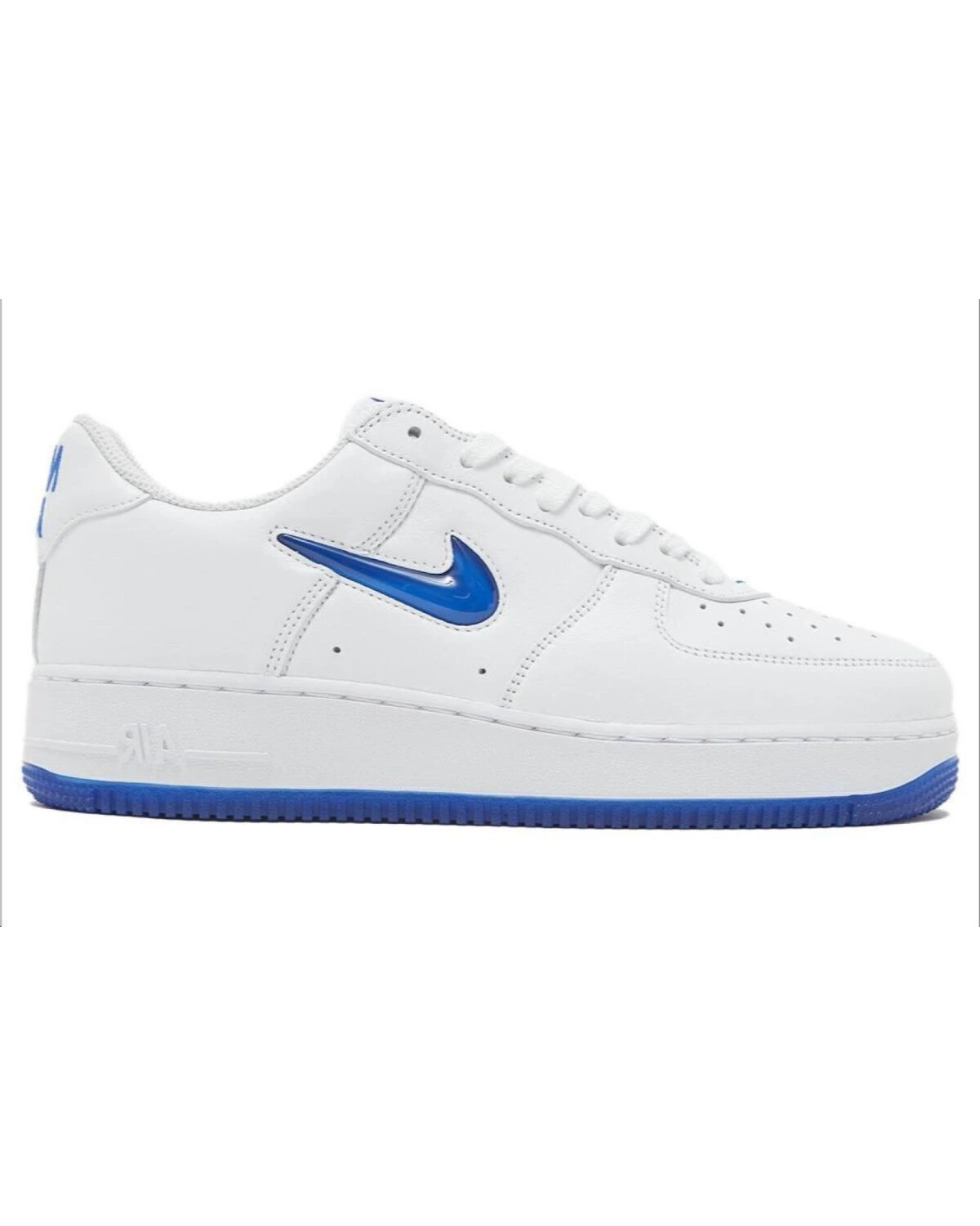Nike Air Force 1 унисекс кроссовки белые с синим логотипом картинка
