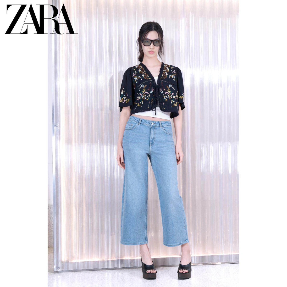 ZARA женская рубашка с V-вырезом и цветочной вышивкой из лайоселя картинка